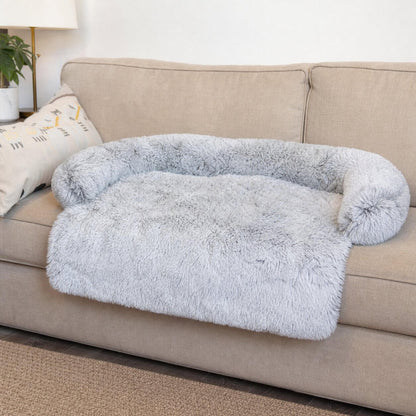 Sofaschutz für Hunde – eigener Platz mit erhöhtem Rand