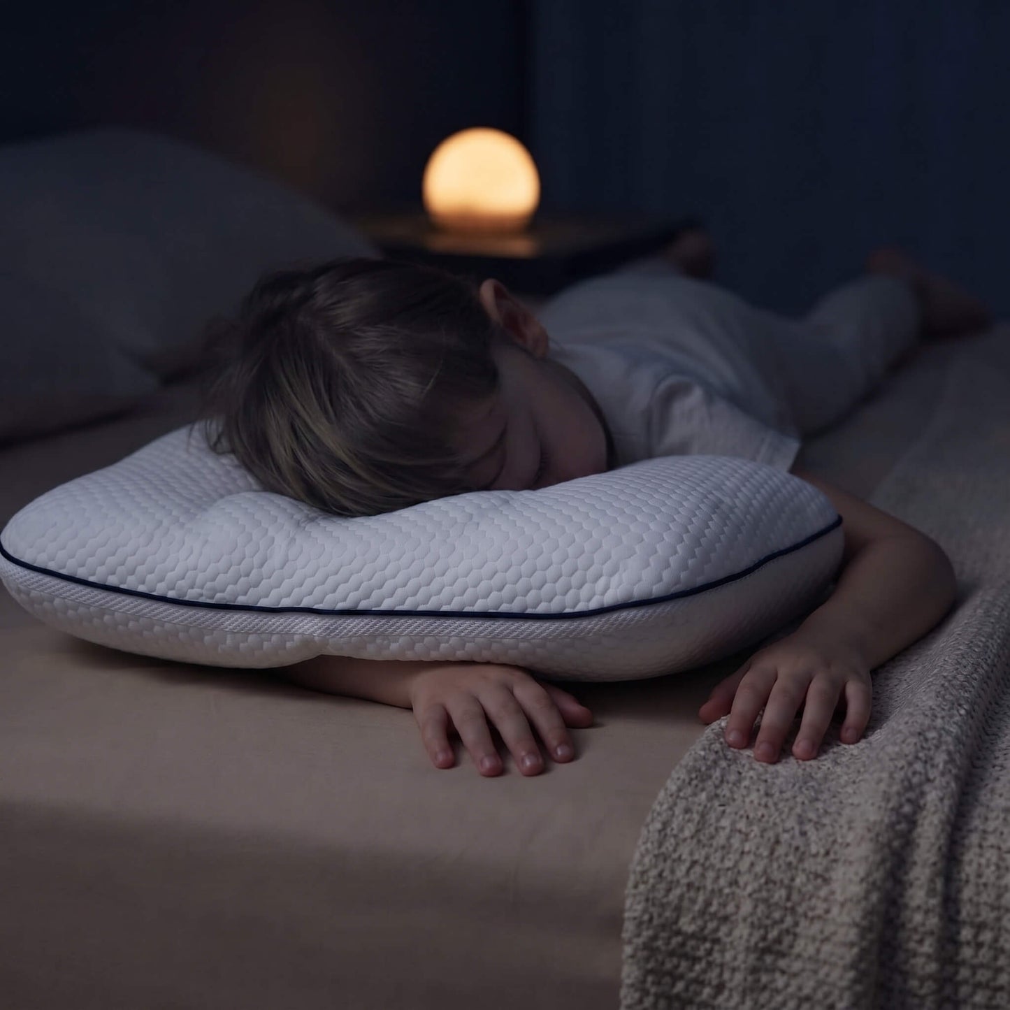 PUVANO Ergonomisches Kinderkissen